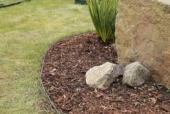 Bera Polyethylene (PE) Edging Roll (H)10cm (L)6m -Gardens and Outdoor bera polyethylene pe edging roll h 10cm l 6m3663602726616 02bq