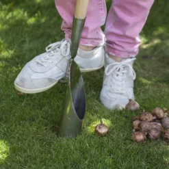 Burgon & Ball Long Handle Bulb Planter -Gardens and Outdoor burgon ball long handle bulb planter5019360010289 02i bq