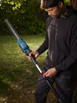 Erbauer Pole 18V 450mm EPHT18-Li - KIT Cordless Hedge Trimmer -Gardens and Outdoor erbauer pole 18v 450mm epht18 li kit cordless hedge trimmer3663602418252 14i