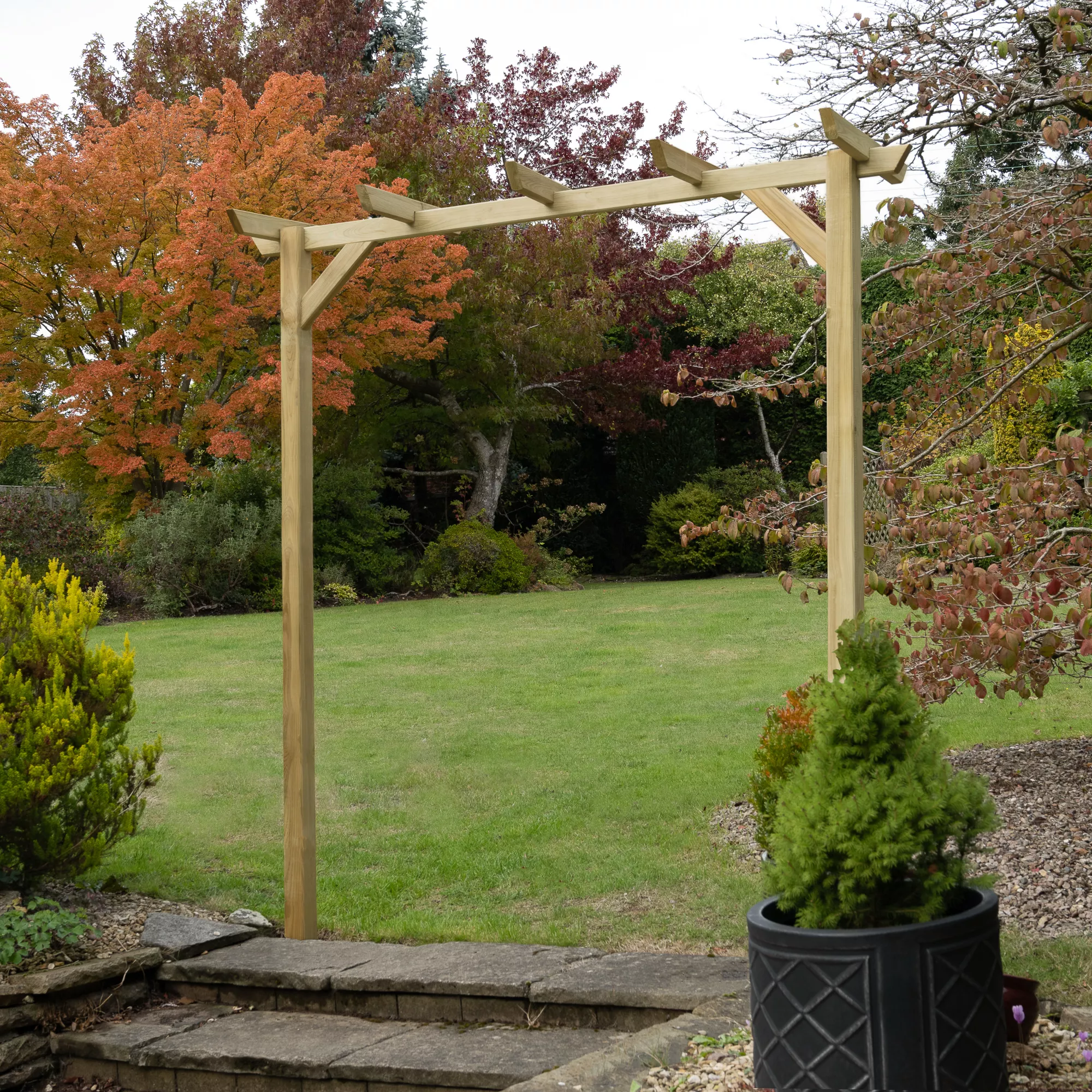 Forest Garden Hanbury Flat Top European Softwood Arch (H) 213.5cm X (W) 209cm 3 Forest Garden Hanbury Flat Top European Softwood Arch (H) 213.5cm X (W) 209cm