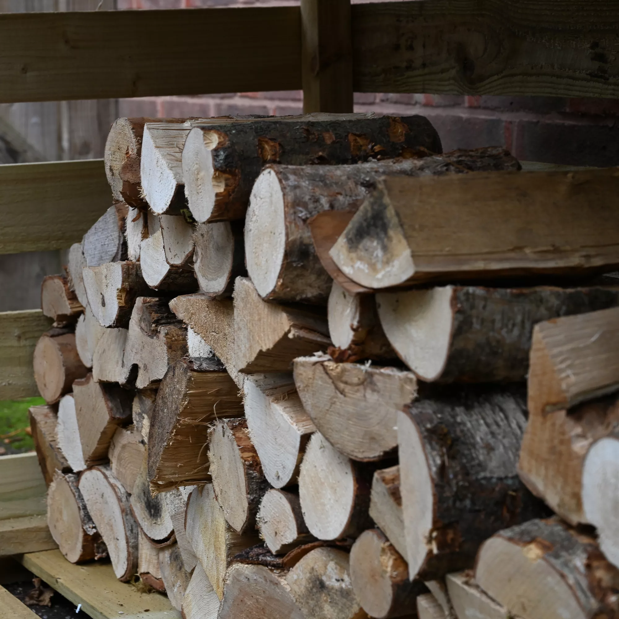 Forest Garden Large Timber 6x3 Ft Pent Log Store 6 Forest Garden Large Timber 6x3 Ft Pent Log Store - Image 4