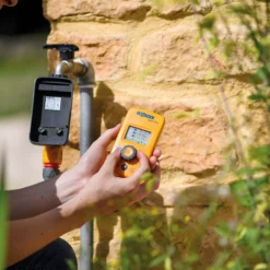 Hozelock Electronic Timer 9 Hozelock Electronic Timer -Gardens and Outdoor hozelock electronic timer5010646062435 03i bq