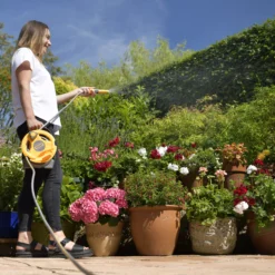 Hozelock Micro Hose Reel Set (L)10m 13 Hozelock Micro Hose Reel Set (L)10m -Gardens and Outdoor hozelock micro hose reel set l 10m5010646062466 04i bq