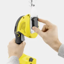 Karcher GSH 18-20 18V 200mm Cordless Hedge Trimmer - BARE -Gardens and Outdoor karcher gsh 18 20 18v 200mm cordless hedge trimmer bare4054278547985 41c bq