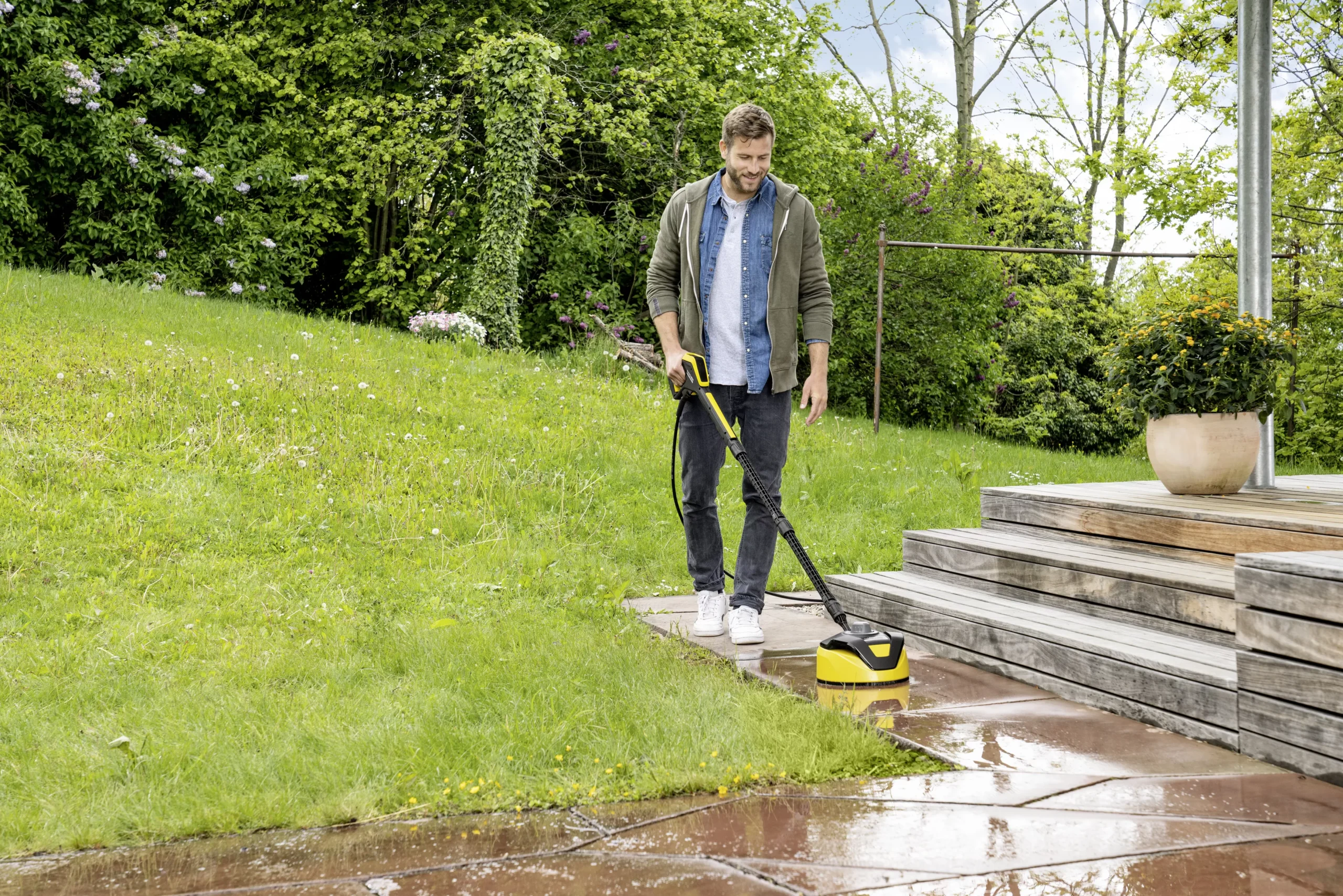 Kärcher T 5 T-Racer Surface Cleaner Pressure Washer Patio & Decking Cleaner (Dia)28cm 5 Kärcher T 5 T-Racer Surface Cleaner Pressure Washer Patio & Decking Cleaner (Dia)28cm - Image 3