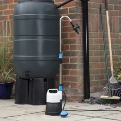 Mac Allister 400W Water Butt Pump -Gardens and Outdoor mac allister 400w water butt pump5059340250137 01i