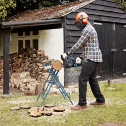 Mac Allister MCSWP40-2 400mm Petrol Chainsaw -Gardens and Outdoor mac allister mcswp40 2 400mm petrol chainsaw5059340255873 01i