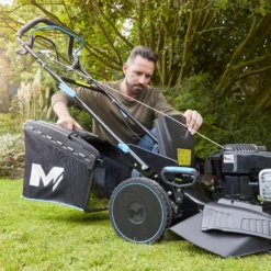 Mac Allister MLMP550SP46-M&S 140cc Petrol Rotary Lawnmower 17 Mac Allister MLMP550SP46-M&S 140cc Petrol Rotary Lawnmower -Gardens and Outdoor mac allister mlmp550sp46 m s 140cc petrol rotary lawnmower5059340124506 04i