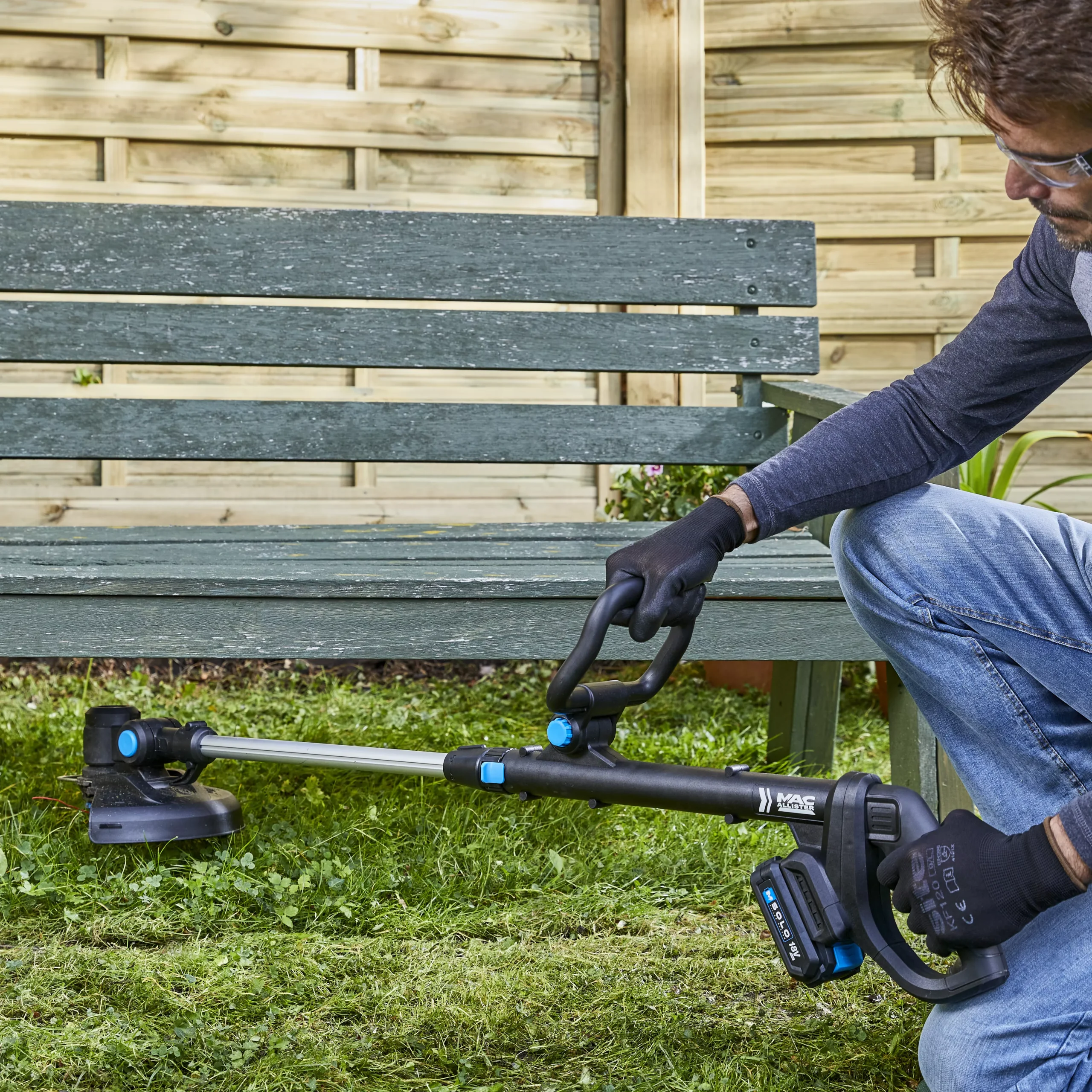 Mac Allister Solo 18V 250mm Cordless Grass Trimmer MGT1825-Li 4 Mac Allister Solo 18V 250mm Cordless Grass Trimmer MGT1825-Li - Image 2