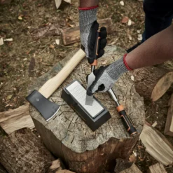 Magnusson Pointed Digging Spade -Gardens and Outdoor magnusson pointed digging spade5059340086477 01i