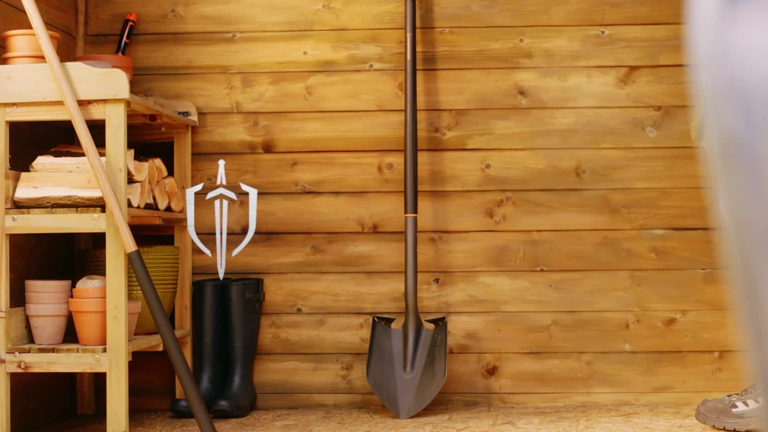 Magnusson Pointed Straight Handle Shovel 4 Magnusson Pointed Straight Handle Shovel - Image 2