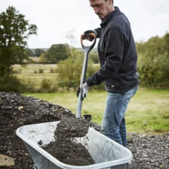 Magnusson Square D Handle Shovel -Gardens and Outdoor magnusson square d handle shovel5059340086590 01i