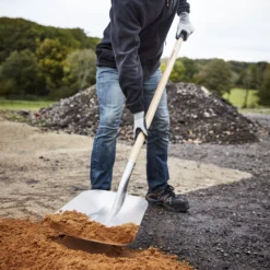 Magnusson Square Straight Handle Snow Shovel -Gardens and Outdoor magnusson square straight handle snow shovel5059340086644 01i