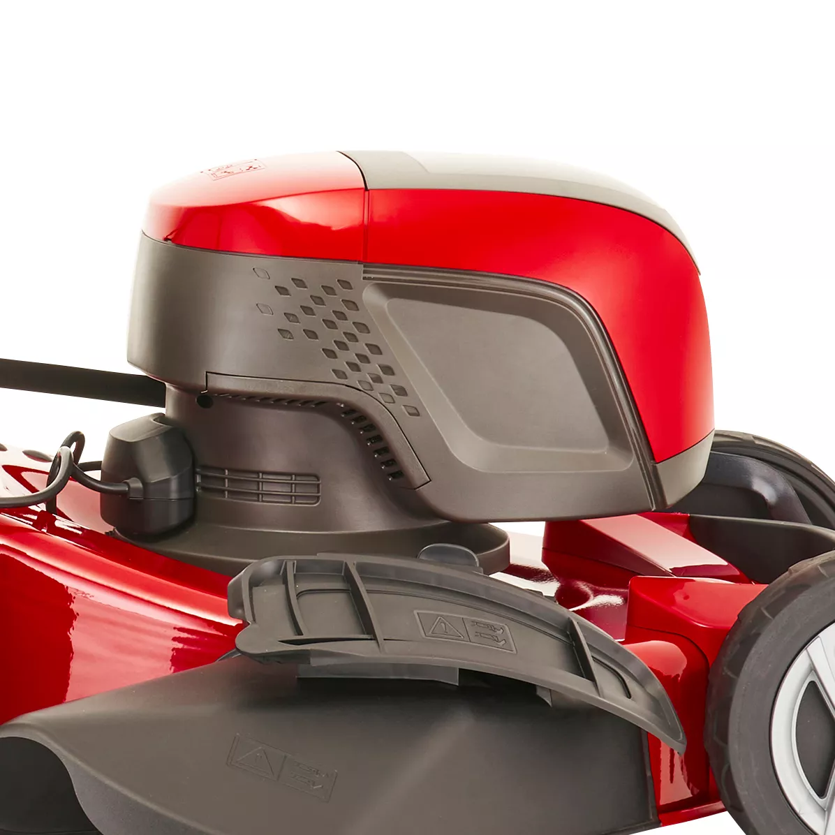 Mountfield Freedom500 Empress 51 Li Kit Cordless 48V Rotary Lawnmower 12 Mountfield Freedom500 Empress 51 Li Kit Cordless 48V Rotary Lawnmower - Image 10