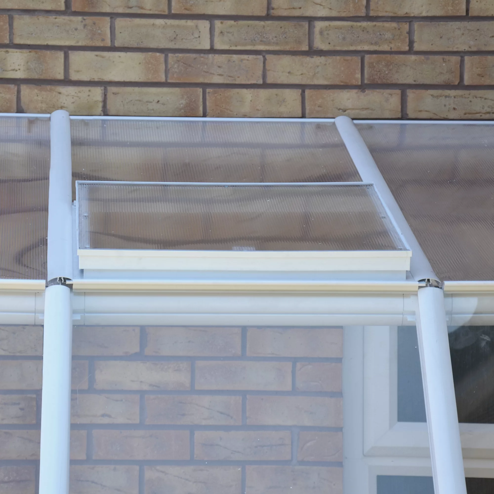 Palram - Canopia 6X8 Barn Plastic Sun Room - Base Not Included 5 Palram - Canopia 6X8 Barn Plastic Sun Room - Base Not Included - Image 3