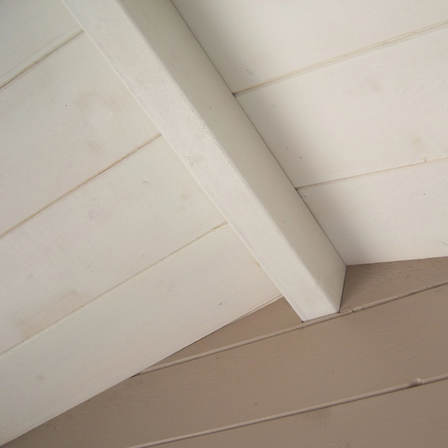 Shire Hartley 10x10 Apex Tongue & Groove Wooden Cabin (Base Included) - Assembly Service Included 5 Shire Hartley 10x10 Apex Tongue & Groove Wooden Cabin (Base Included) - Assembly Service Included - Image 3