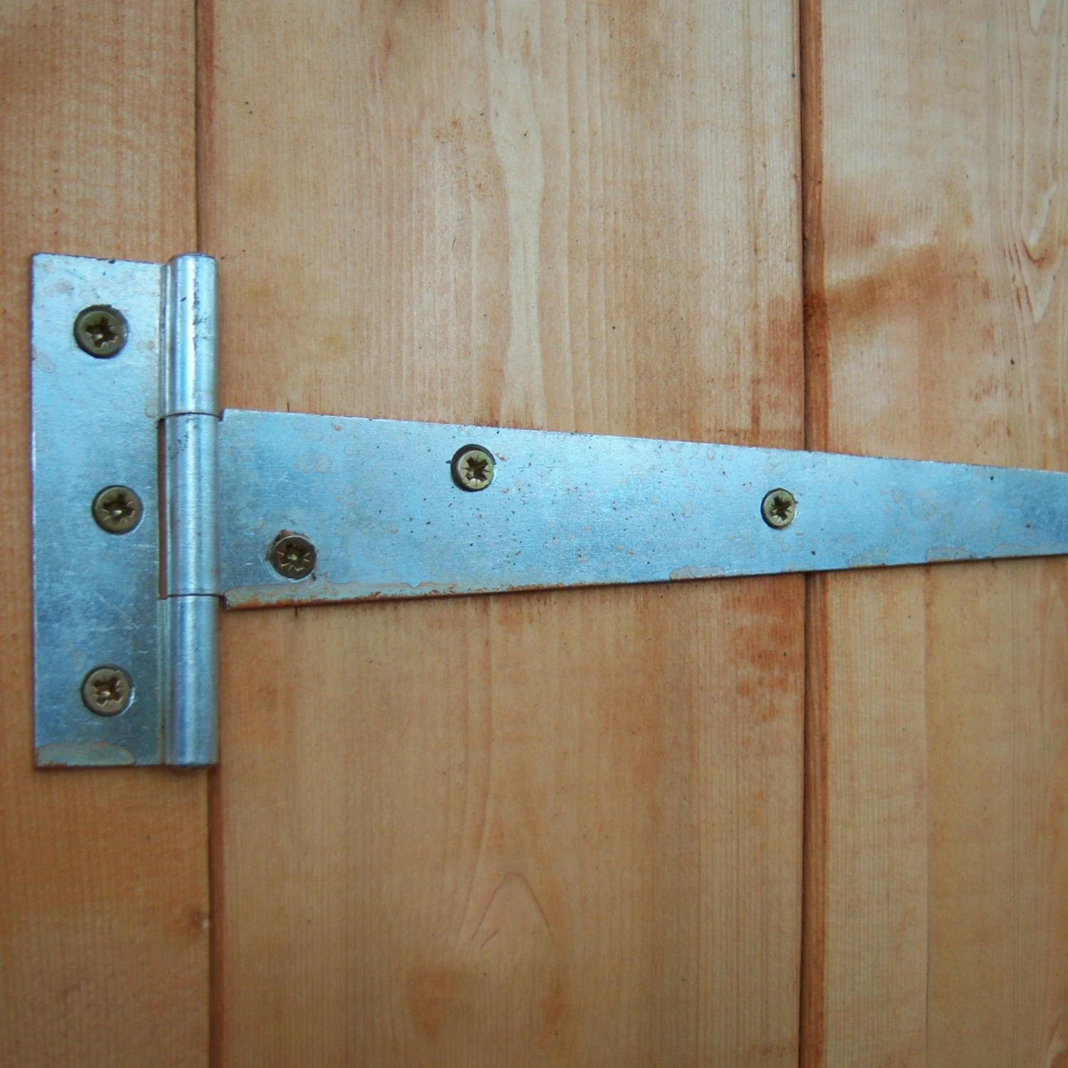 Shire Murrow 8x8 Ft Pent Shiplap Wooden 2 Door 2 Windows Shed With Floor 10 Shire Murrow 8x8 Ft Pent Shiplap Wooden 2 Door 2 Windows Shed With Floor - Image 8