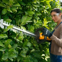 Stiga HT 500e / 278300008/ST3 48V 580mm Cordless Hedge Trimmer - BARE -Gardens and Outdoor stiga ht 500e 278300008 st3 48v 580mm cordless hedge trimmer bare8008984854949 01i