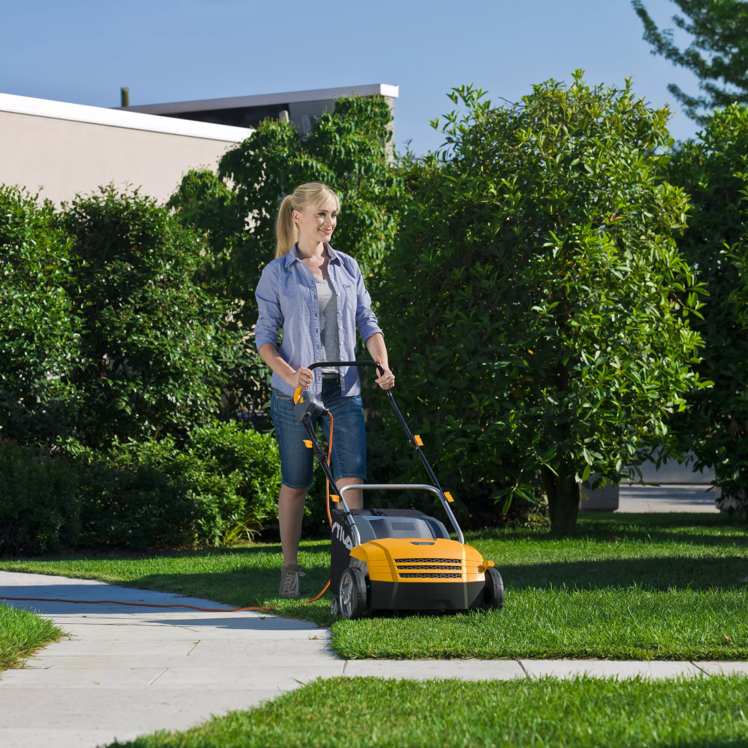 Stiga SV 213 E / 290002132/14 1300W 320mm Corded Scarifier 12 Stiga SV 213 E / 290002132/14 1300W 320mm Corded Scarifier - Image 10