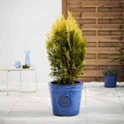 Verve Barcău Blue Ceramic Round Plant Pot (Dia)40cm 7 Verve Barcău Blue Ceramic Round Plant Pot (Dia)40cm -Gardens and Outdoor verve barcau blue ceramic round plant pot dia 40cm5059340327778 01i