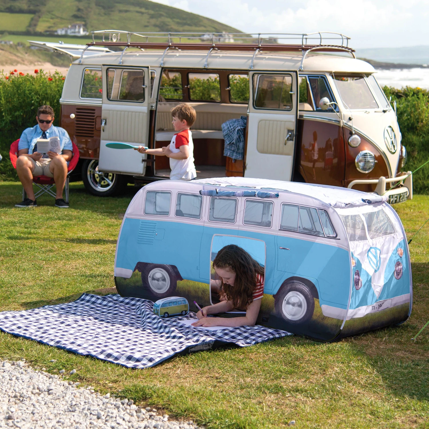 Volkswagen Blue Camper Van Pop Up Tent 12 Volkswagen Blue Camper Van Pop Up Tent - Image 10